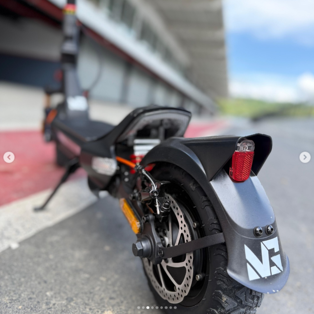 SCOOTER ELÉCTRICO DE 48V/800W