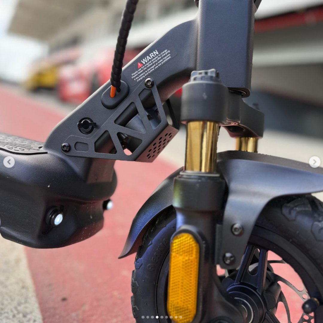 SCOOTER ELÉCTRICO DE 48V/800W