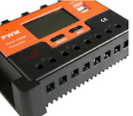 CONTROLADOR SOLAR 12V/24V DE 40A PWM-140